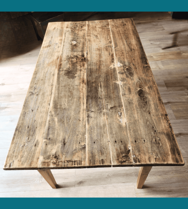 Une ancienne table de campagne – Image 15