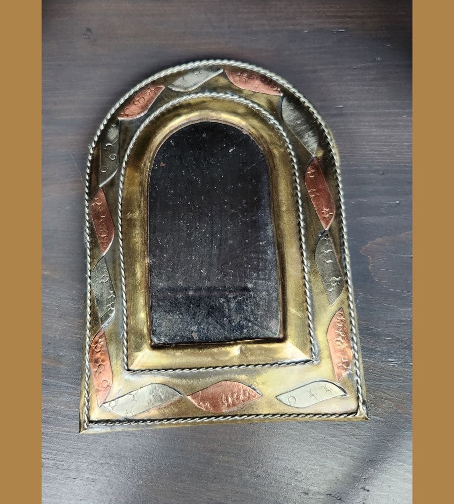 Un ancien miroir oriental en laiton – Image 6