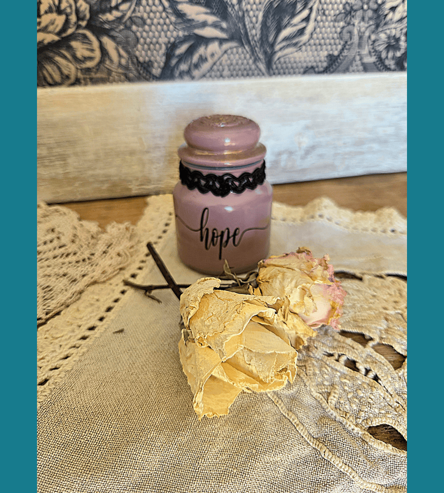 Un petit bocal vintage en verre – Image 4