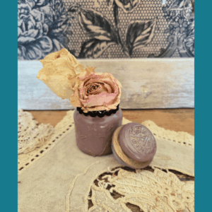 Un petit bocal vintage en verre