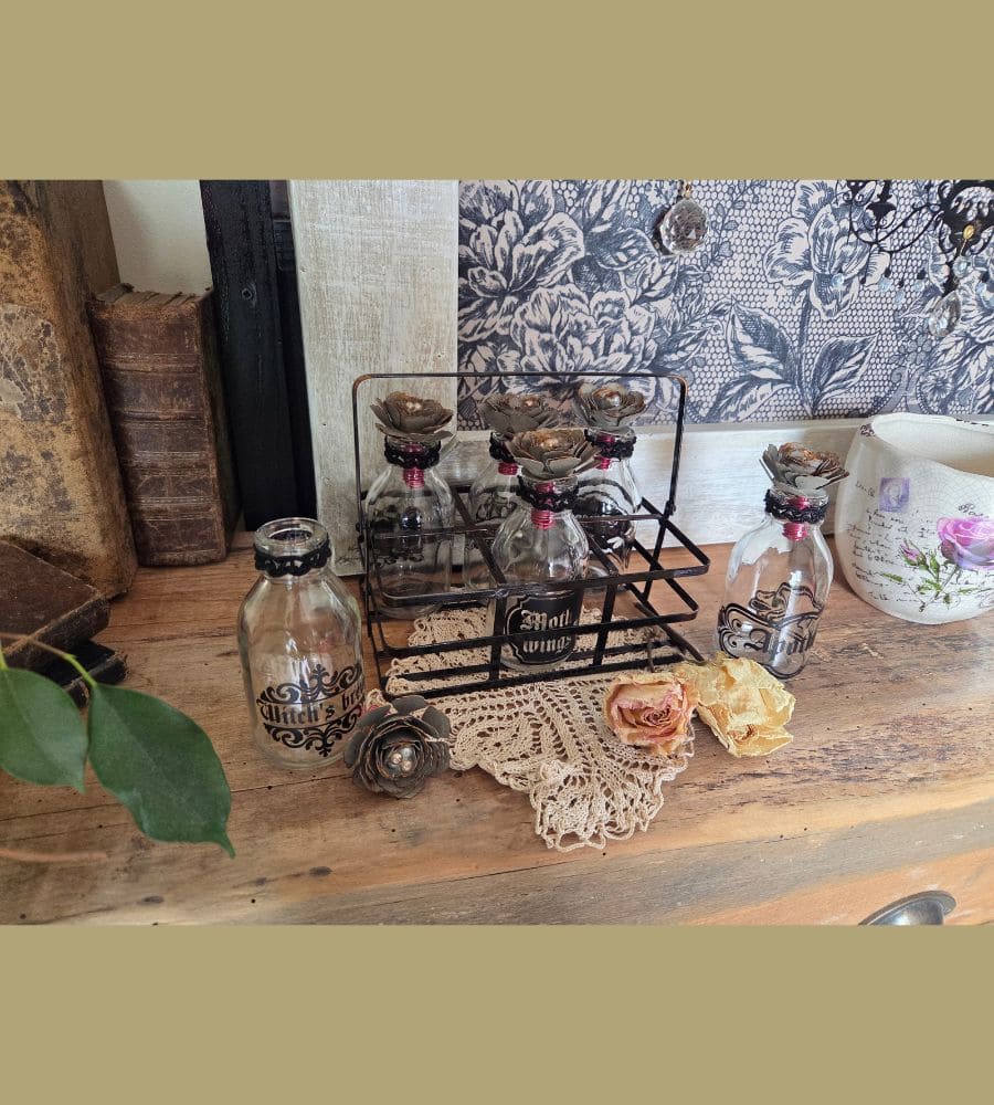 Un panier en métal et ses 6 flacons en verre – Image 5